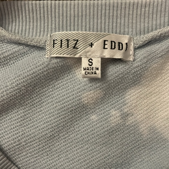 Blue and white tie dyed oversized cropped crewneck - Picture 3 of 3